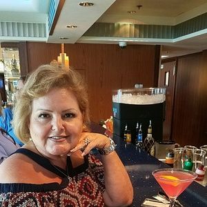 Meet your Posher, Angela